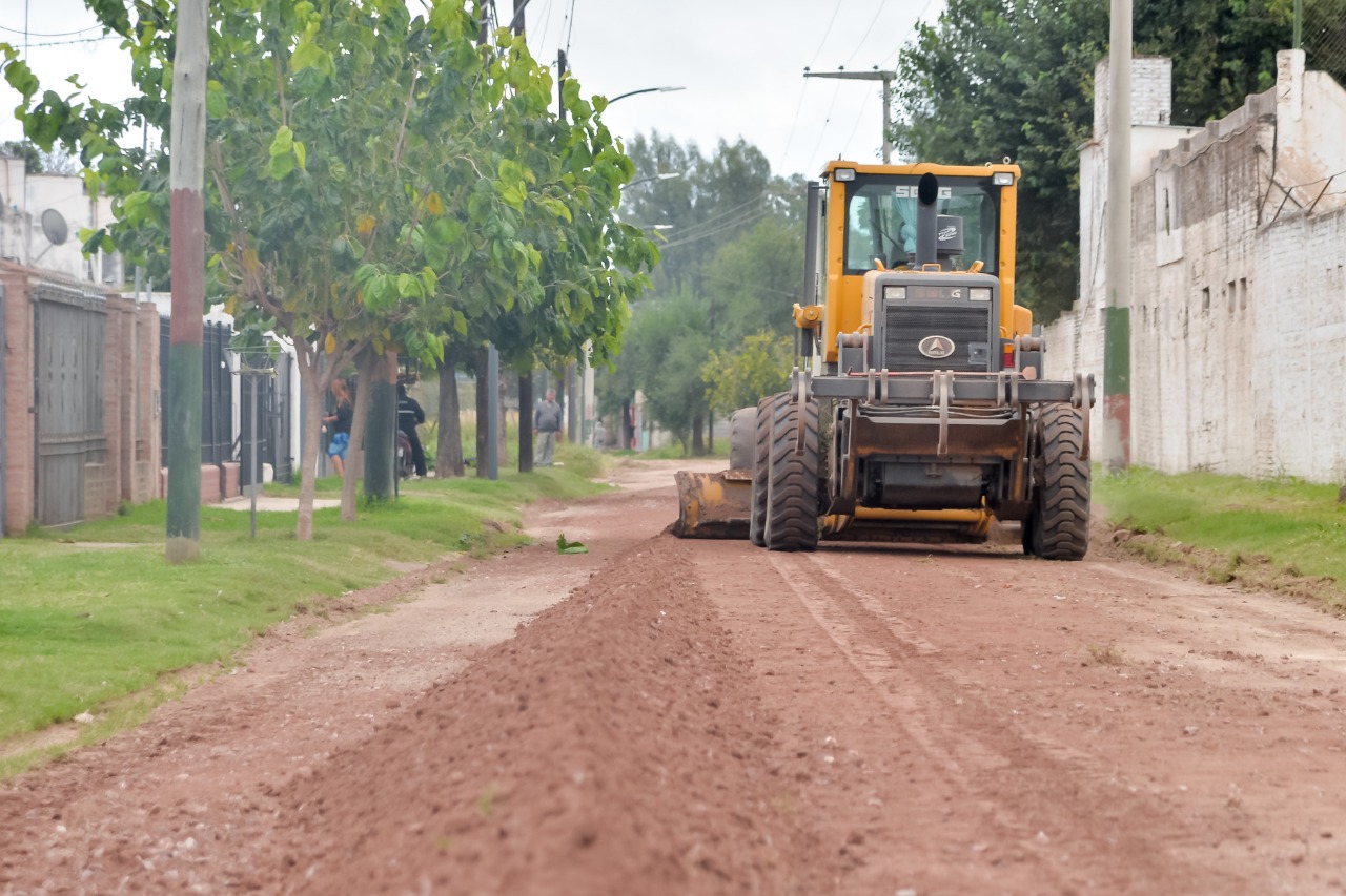 El Municipio invertirá 1 433 millones para pavimentar calles de tierra