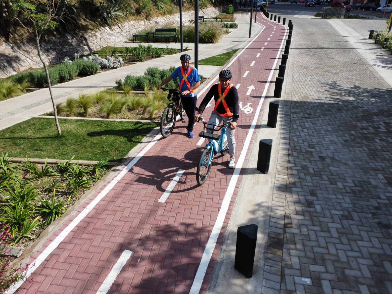 Metros De Ciclov A Y Bicisenda Conectan La Plaza Espa A Con La