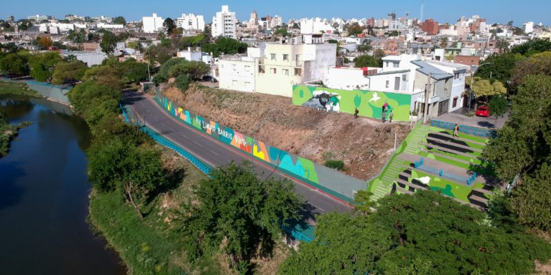 Barrio Providencia Tiene Su Gran Mural Sobre Avenida Costanera