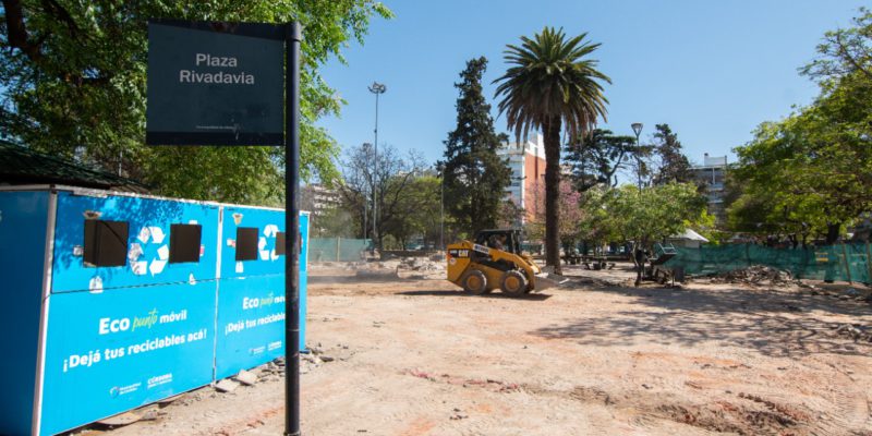 Alta Córdoba: La Plaza Rivadavia Tendrá Nuevos Y Modernos Juegos Infantiles, Riego Por Aspersión, Estación Solar Y Canil Para Perros