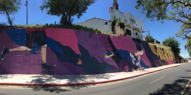 Un Mural Inspirado En La Maratón De La Ciudad Suma Arte Callejero Al Río Suquía