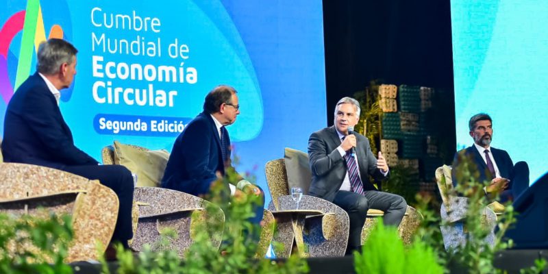 Cumbre Mundial De Economía Circular: Llaryora Disertó Junto A Intendentes De Corrientes, Santa Fe Y Mendoza