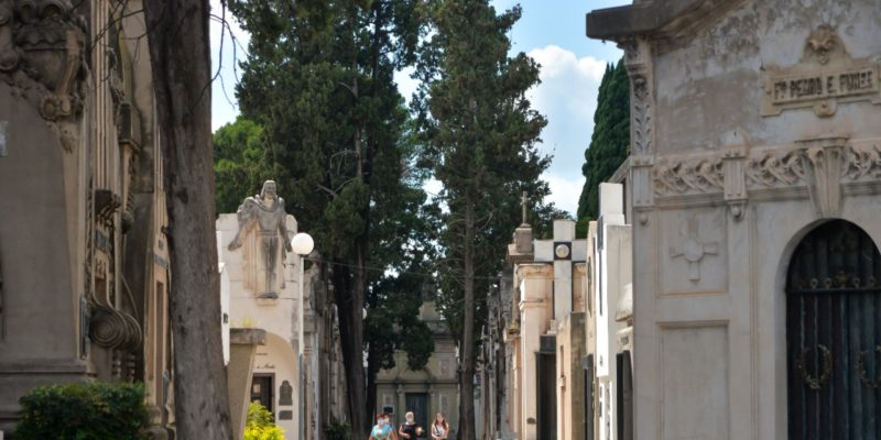 El Cementerio San Jerónimo Cumple 179 Años: Habrá Conversatorios Hoy Y El Viernes