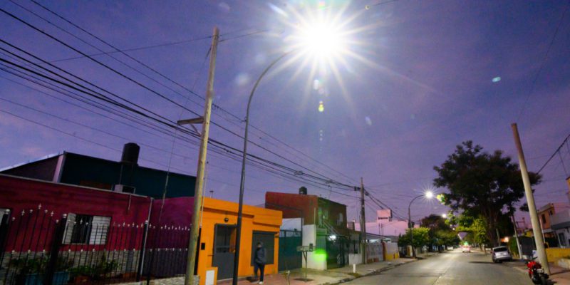 Presupuesto Participativo Barrial: Ya Se Instalaron Más De 700 Luminarias Solicitadas Por Los Vecinos