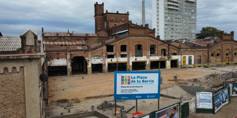 Ex Cervecería: La Obra De La Nueva Plaza Avanza Con Veredas, Escaleras Y Canteros