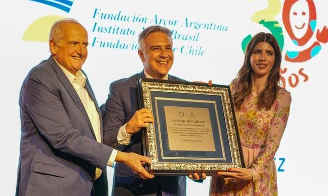 Llaryora Acompañó A La Fundación ARCOR En El Agasajo Por Los 30 Años De La Entidad