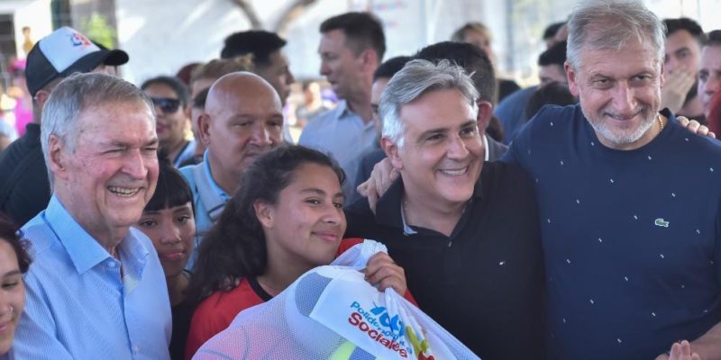 Schiaretti Y Llaryora Inauguraron Un Polideportivo Social En Barrio Obras Sanitarias