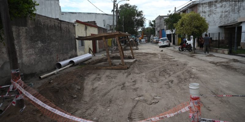 Villa Páez: Rellenaron El Espacio De Trabajo Inundado Por La Rotura De Un Caño De Agua