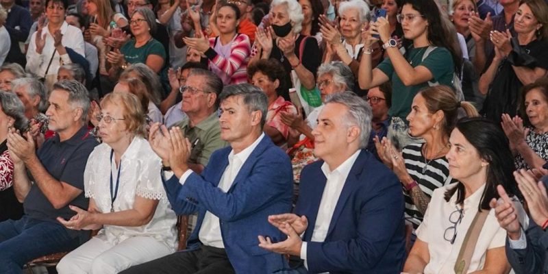 Llaryora Estuvo Presente En La Convocatoria De La Arquidiócesis De Córdoba Contra El Narcotráfico Y La Violencia
