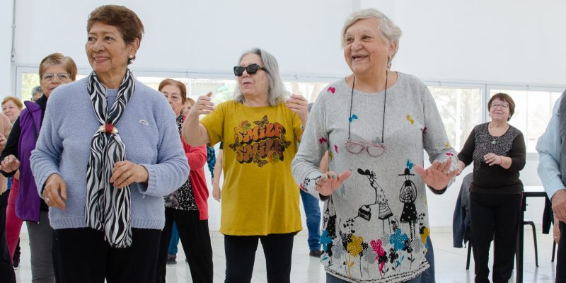 Adultos Mayores Celebraron La Primavera En El Centro De Encuentro Barrial Capdevila