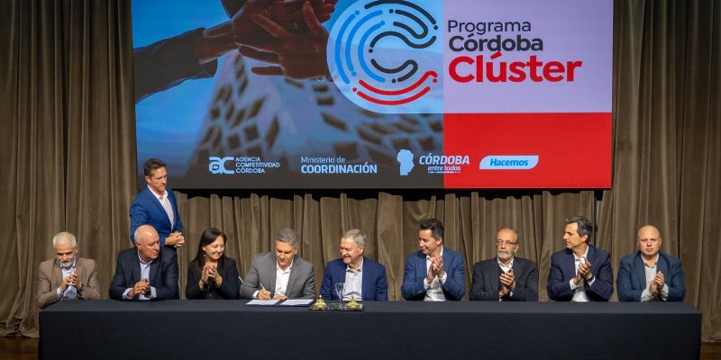 Llaryora Participó De La Firma Del Convenio Para Impulsar El Crecimiento Y La Competitividad De Córdoba
