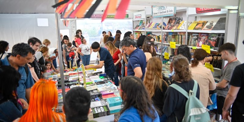 Feria Del Libro Córdoba, Día 5: ¿Qué Actividades Propone Para Hoy Lunes?