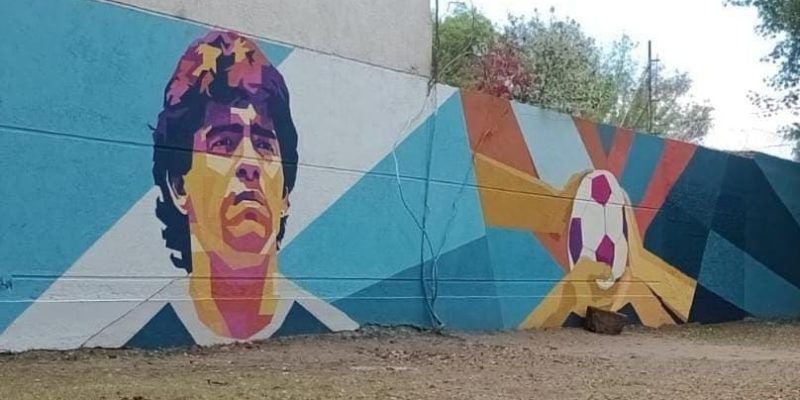 En Barrio Alto Verde, La Plaza Costa Rica Luce Renovada Y Con Un Nuevo Mural En Homenaje A Maradona