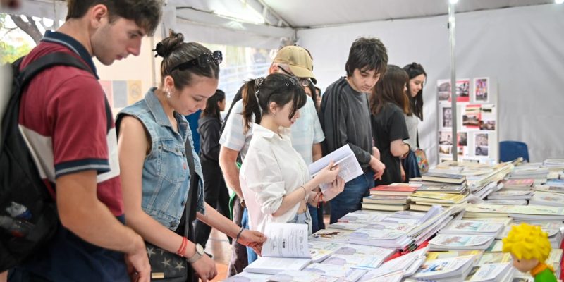 La Feria Del Libro También Se Vive En Las Librerías De La Ciudad