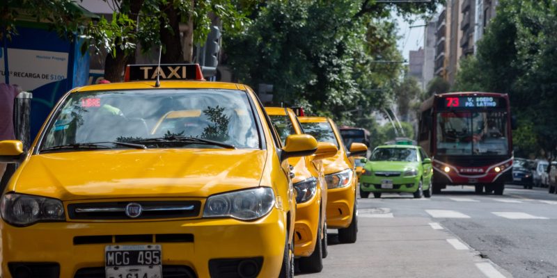 Prorrogan Hasta El 31 De Marzo De 2024 La Vida útil De Las Unidades De Taxis Y Remises Que Vencían A Fin De Año