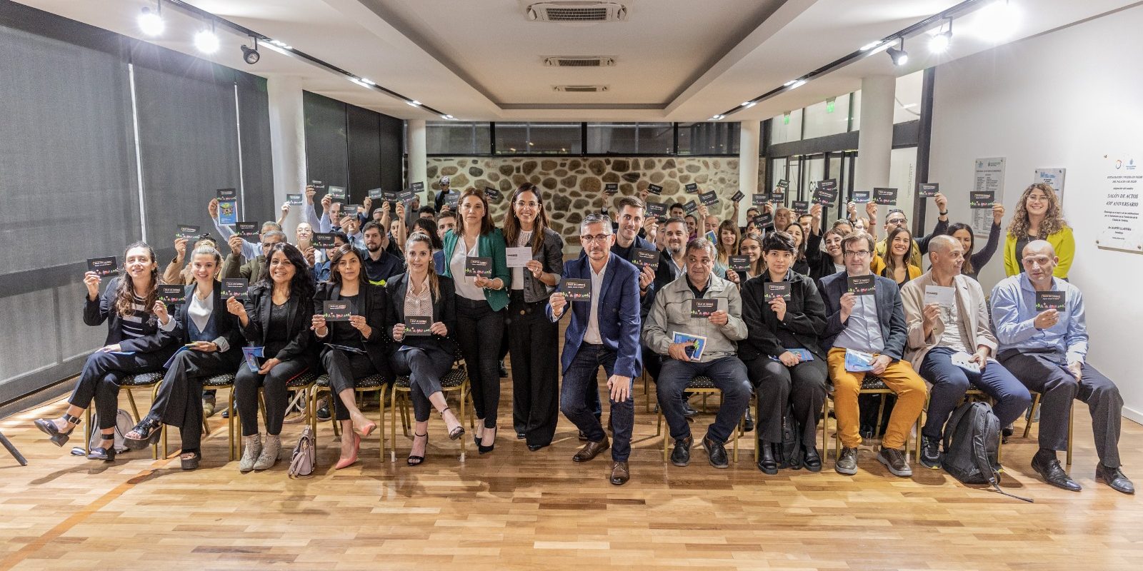 La Municipalidad de Córdoba presentó el anuario de siniestralidad vial y  relanzamiento de campaña “Bajá un Cambio” < Municipalidad de Córdoba