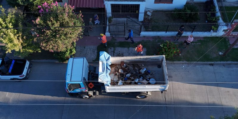 Todos Participamos En La Lucha Contra El Dengue: Camiones De La Municipalidad Pasarán Casa Por Casa Para Colaborar En La Eliminación De Criaderos De Mosquito