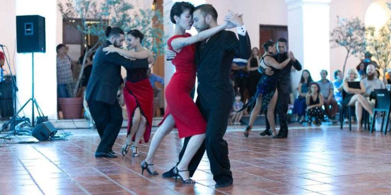 Vuelven Los Ciclos De Tango En Espacios Públicos De La Ciudad