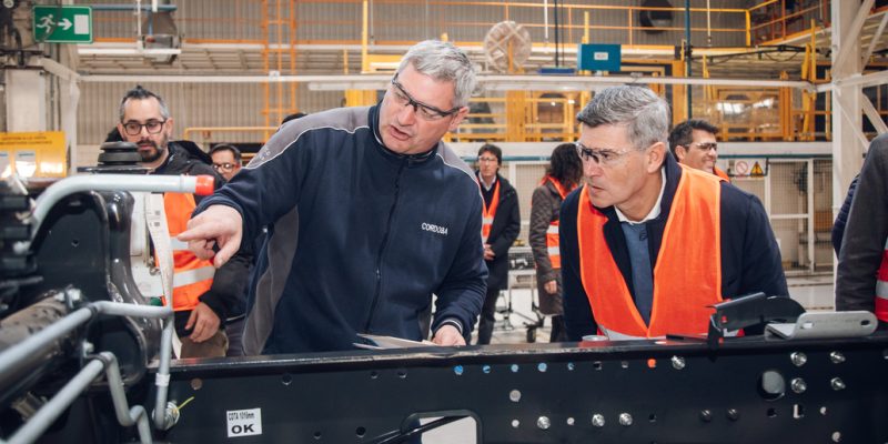 Passerini Visitó La Moderna Planta De Iveco Bus Y Evalúa La Compra De Colectivos A GNC Para El Transporte Urbano De Pasajeros