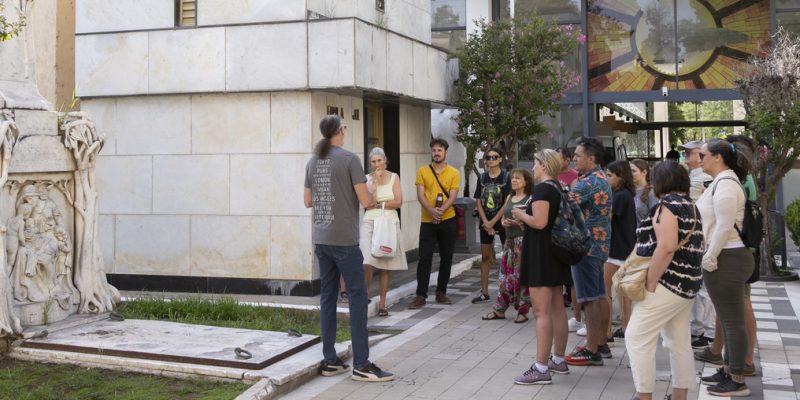 Este Sábado Habrá Una Visita Guiada Para Personas Sordas En El Cementerio San Jerónimo