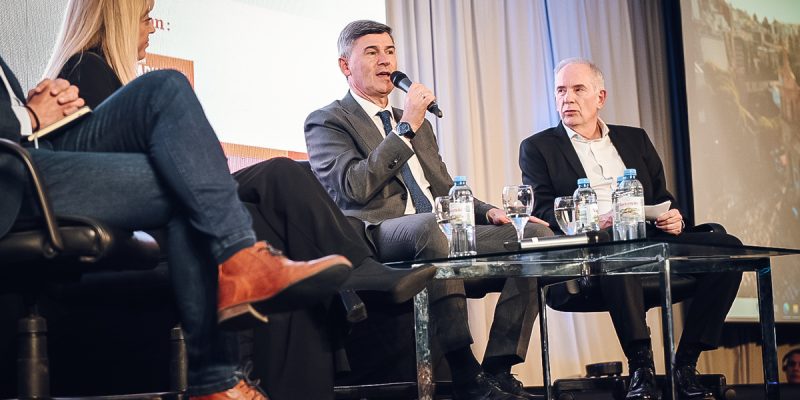 En Buenos Aires, Passerini Disertó En El III Congreso Internacional De Ciudades Inteligentes