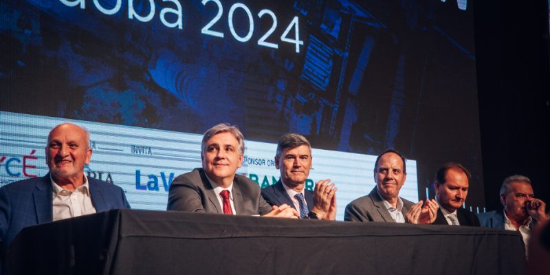 En Córdoba Se Desarrolla A Primera Exposición De Parques Industriales A Nivel Nacional: Passerini Y Llaryora Dieron La Bienvenida Al Encuentro