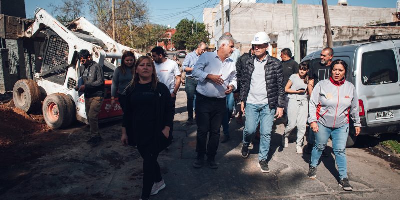 Passerini Supervisó El Avance De Las Obras De Agua Y Cloaca En El Bordo: Conectarán A 350 Vecinos Y Vecinas