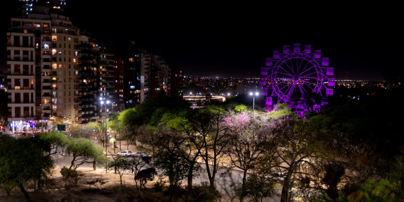 Durante Todo Octubre La Rueda Eiffel Del Parque Sarmiento Se Iluminará De Color Rosa