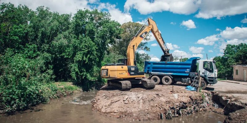 Más De 800 Toneladas De Residuos Ya Fueron Removidos Del Canal Maestro Sur Y El Norte