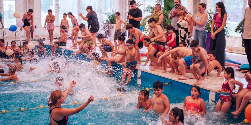 Verano En Los Parques Educativos Con Natación, Programación, Robótica, Acrobacia, Computación, Atletismo, Fútbol, Patín Y Mucho Más