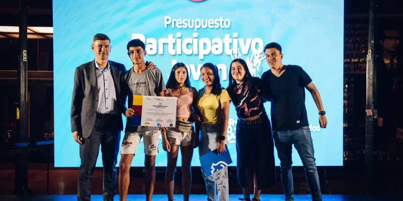 Passerini Entregó Los Certificados A Los 30 Ganadores Del Presupuesto Participativo Joven