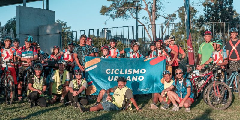 Tras 13 Salidas Durante El Año, Ciclismo Urbano Se Despidió Con Una Edición Especial Nocturna