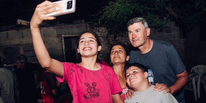 Passerini Compartió La Cena De Reyes Junto A Los Niños Y Niñas De La Fundación Unidos Por Una Mañana Mejor