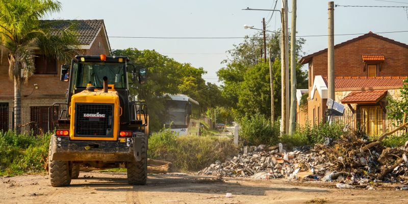 Comienzan A Desmalezar Y Limpiar Un Basural De La Toma Que Se Transformará En La Próxima Plaza De Córdoba