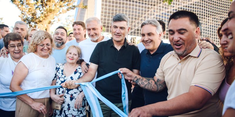 Passerini Y Llaryora Pusieron En Marcha El Nuevo Polideportivo De Barrio Los Gigantes