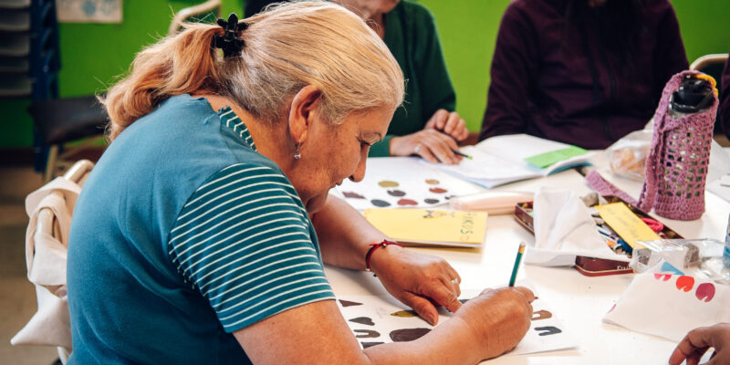 Los Parques Educativos Ofrecen Más De 100 Talleres Gratuitos Para Adultos Mayores