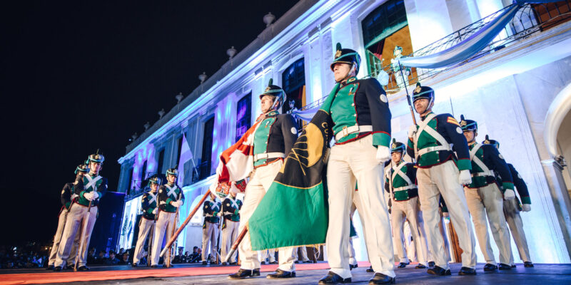 215º Aniversario De La Revolución De Mayo: El Tradicional Cambio De Guardia Será Este Sábado En El Cabildo Histórico