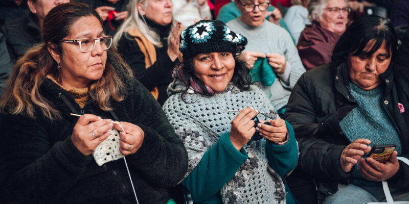 ¡A Tejer Cuadraditos Con Amor! Córdoba Se Prepara Para La Jornada Solidaria “Un Abrigo Al Corazón”