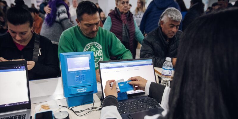 Cordobeses Podrán Recibir La Tarjeta SUBE Y Gestionar Trámites De DNI Este Sábado En La Cancha Del Club Atenas