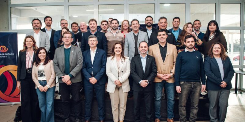 Se Incorporaron 11 Localidades Al Ente Metropolitano Córdoba Y Su Comitiva Alcanza A 27 Ciudades