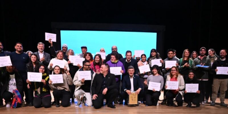 Passerini Entregó Fondos A Instituciones Y Organizaciones Que Trabajan En Salud Mental Y Consumos Problemáticos