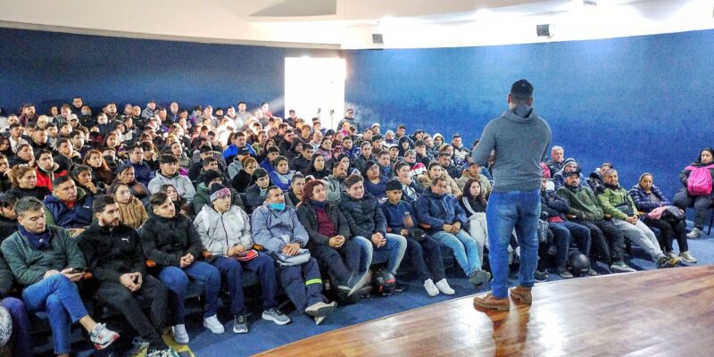 Curso De Seguridad Vial: Cada Vez Más Cordobeses Se Capacitan Y Avanzan En La Obtención De Su Primera Licencia De Conducir