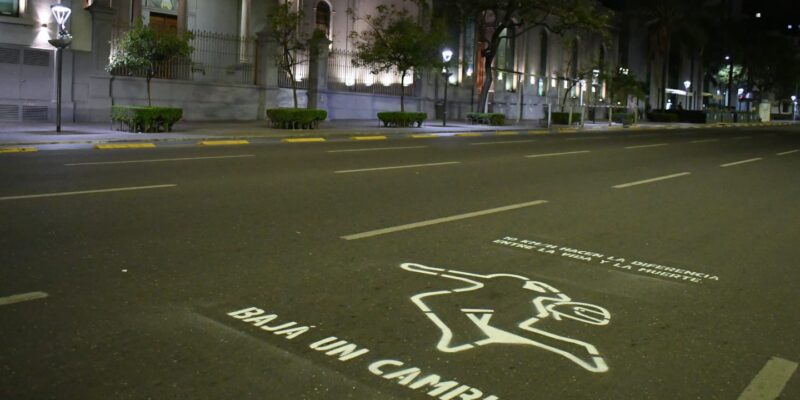 “Bajá Un Cambio”: Con Intervenciones En La Vía Pública, La Municipalidad Concientiza Sobre Los Excesos De Velocidad