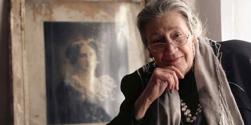 La Feria Del Libro Celebra A Cristina Bajo A 30 Años De “Como Vivido Cien Veces”