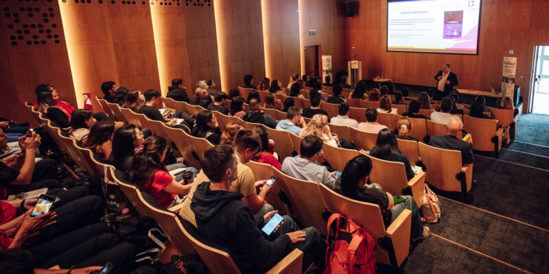 Con Un Auditorio Completo, Comenzó La 50° Edición Del Curso Anual De Urgencias Médico–Quirúrgicas