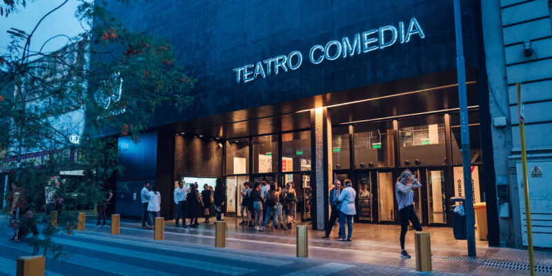 “Arte Sin Edad”: Un Interesante Conversatorio Sobre La Creatividad Y Vejez Con El Dr. Carlos Presman En El Teatro Comedia