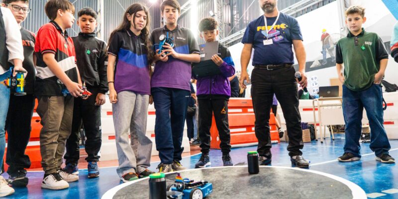 FesTIC 2025: Más De 2000 Personas Participaron De Las Muestras Interactivas, Charlas Y Paneles Sobre Educación Digital