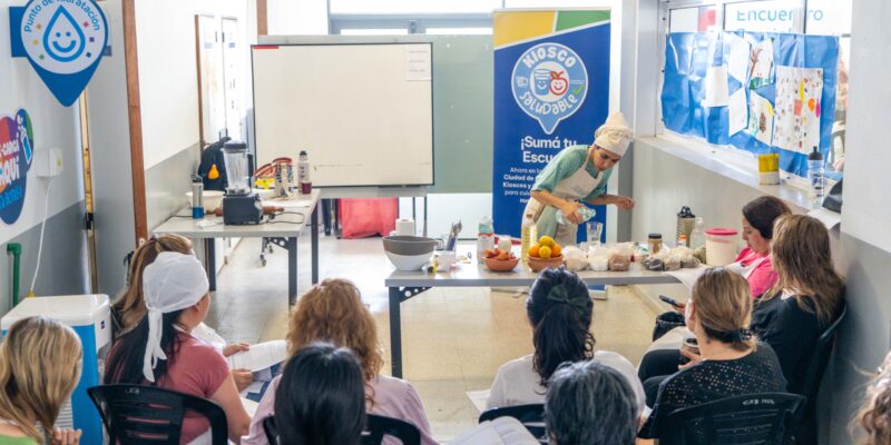 Cantinas Saludables: Referentes De Las Escuelas Municipales Se Capacitan En La Preparación De Menús Sanos Y Nutritivos