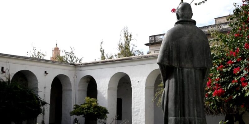 Recorridos Patrimoniales, Presentaciones De Libros Y Concierto Coral En El Museo San Alberto