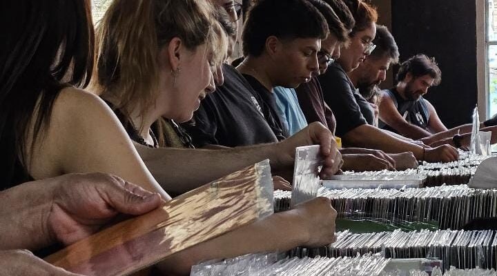 Más De 5000 Discos Para Revolver En La Feria Del Vinilo Del Centro Cultural Alta Córdoba
